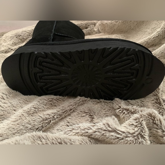 Ugg Inspired Platform Boots NWOT - Picture 6 of 10